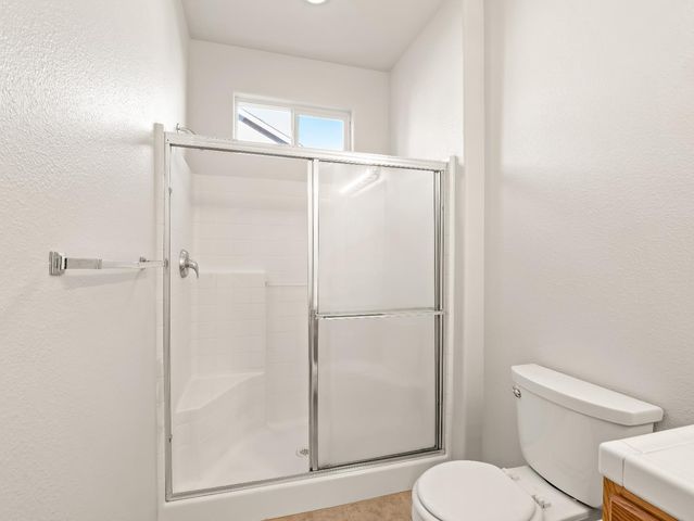 611 W Venice Lane, Clovis, CA 93619