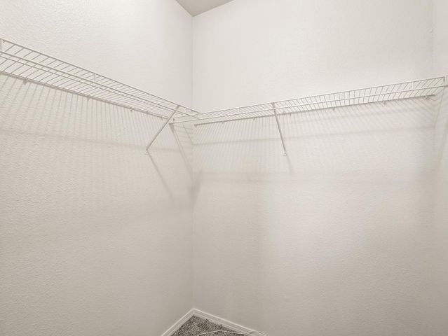 611 W Venice Lane, Clovis, CA 93619