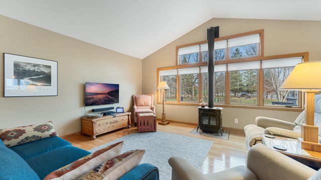 875 Louise Avenue SE, Cokato, MN 55321