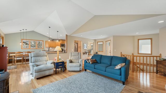 875 Louise Avenue SE, Cokato, MN 55321