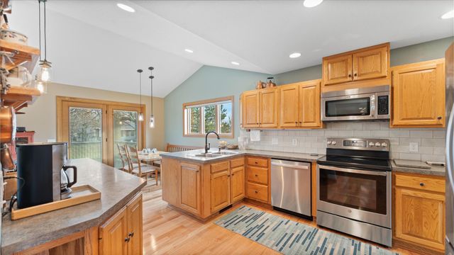 875 Louise Avenue SE, Cokato, MN 55321