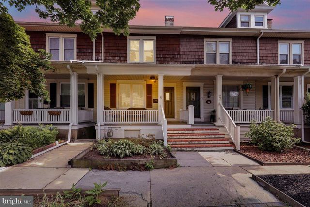5 W 2ND AVE, Lititz, PA 17543