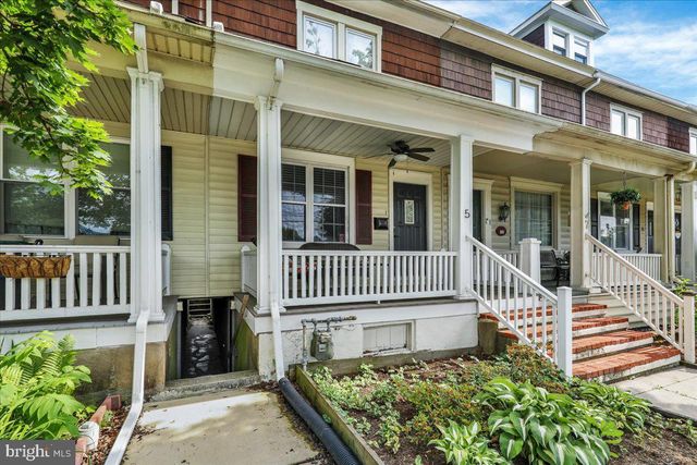 5 W 2ND AVE, Lititz, PA 17543