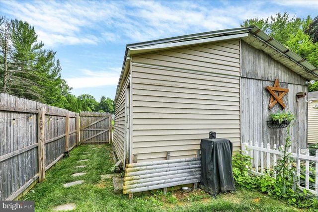 5 W 2ND AVE, Lititz, PA 17543