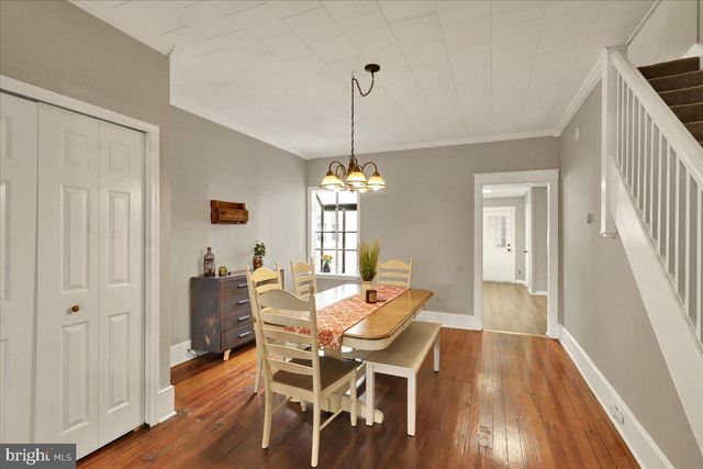 5 W 2ND AVE, Lititz, PA 17543