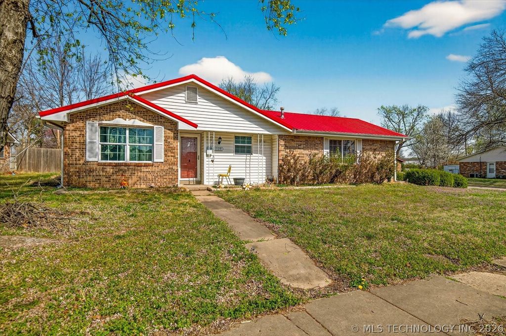 709 Brentwood Road, Bartlesville, OK 74003