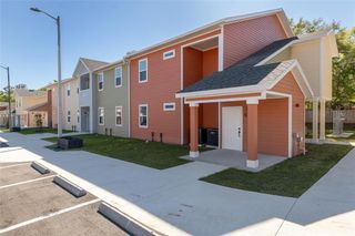 1581 NW 29TH ROAD 1, Gainesville, FL 32605