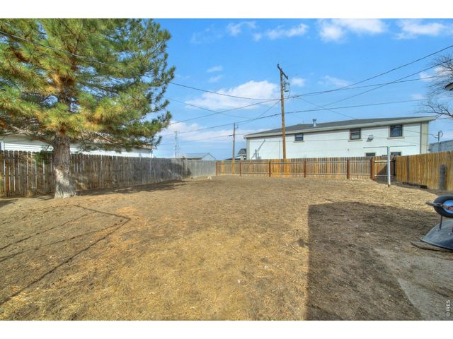 428 Douglas St, Sterling, CO 80751