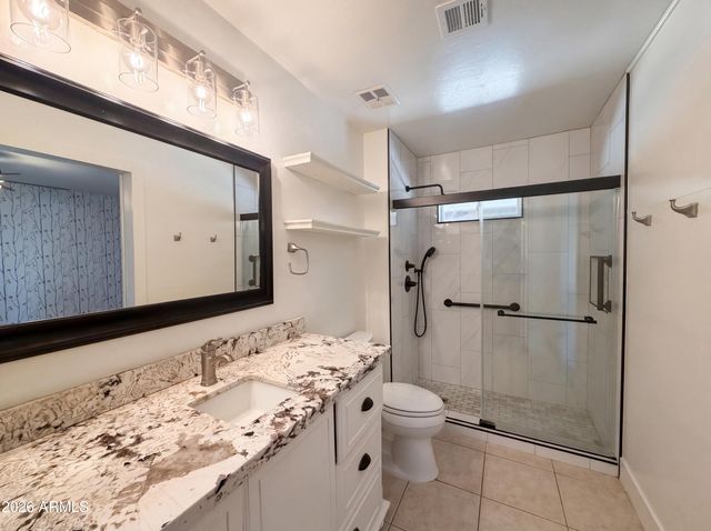 3028 E MARILYN Road, Phoenix, AZ 85032