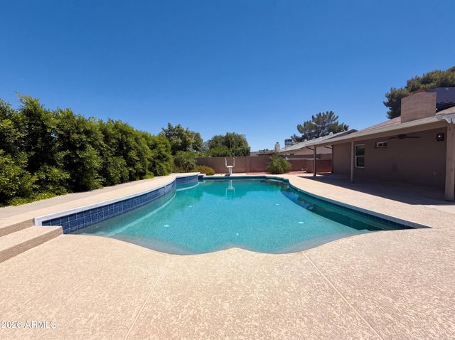3028 E MARILYN Road, Phoenix, AZ 85032