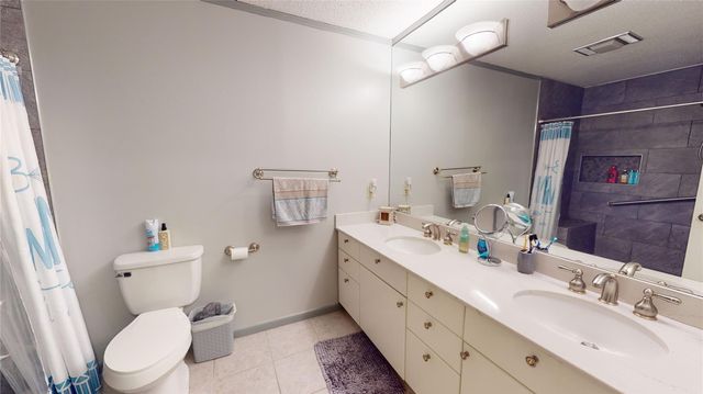 4 Shantilly Lane, Bay City, TX 77414