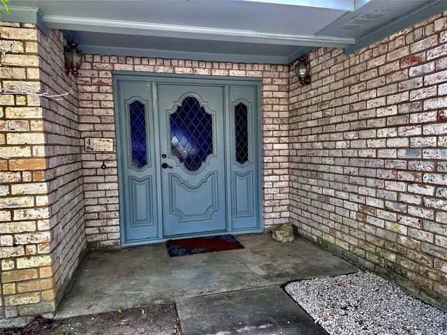 4 Shantilly Lane, Bay City, TX 77414