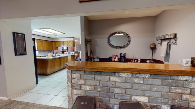 4 Shantilly Lane, Bay City, TX 77414