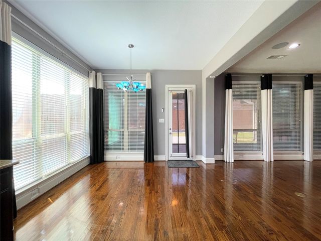 415 Sleepy Creek Drive, Frisco, TX 75036