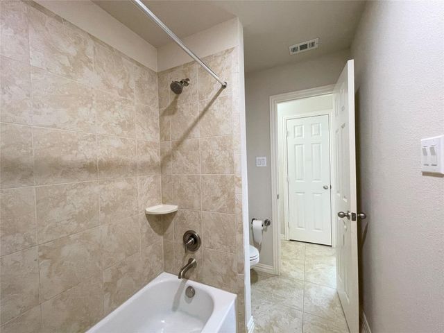 415 Sleepy Creek Drive, Frisco, TX 75036