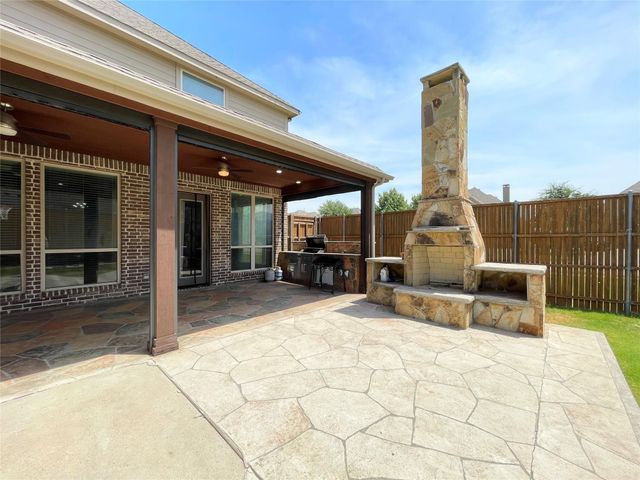 415 Sleepy Creek Drive, Frisco, TX 75036