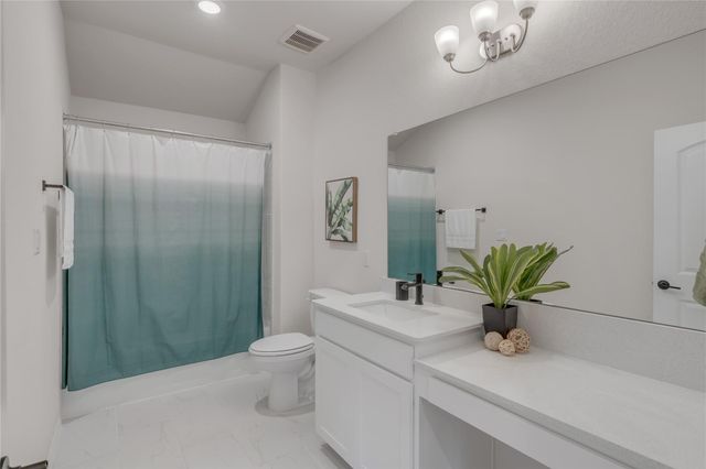 201 Bella Luna WAY, Liberty Hill, TX 78642