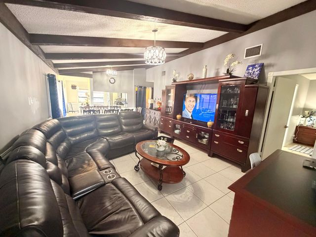 5330 Mendoza Street, West Palm Beach, FL 33415