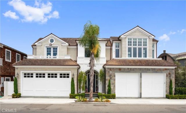 1324 E Balboa Boulevard, Newport Beach, CA 92661