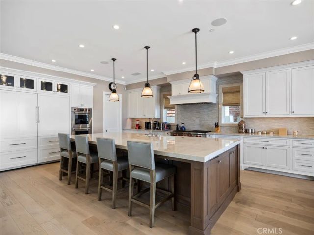 1324 E Balboa Boulevard, Newport Beach, CA 92661