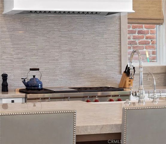 1324 E Balboa Boulevard, Newport Beach, CA 92661