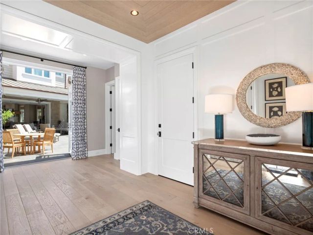 1324 E Balboa Boulevard, Newport Beach, CA 92661