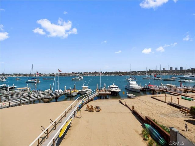 1324 E Balboa Boulevard, Newport Beach, CA 92661