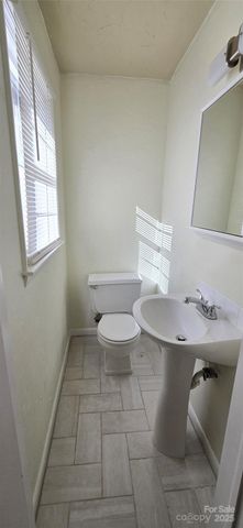 206 ROWAL Street SE, Conover, NC 28613