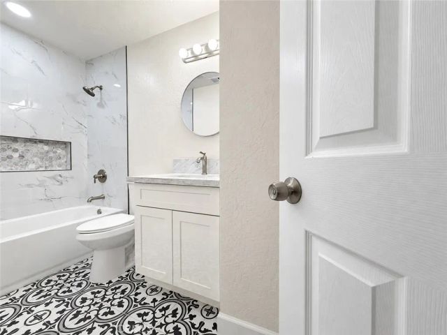 6829 Allegheny Court, Stockton, CA 95219