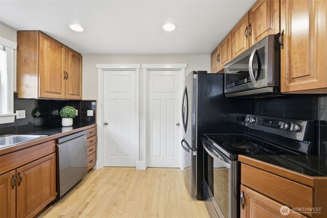 1721 Madison Street #F, Everett, WA 98203