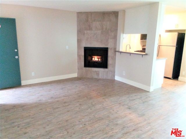 11230 Camarillo Street 101, North Hollywood, CA 91602