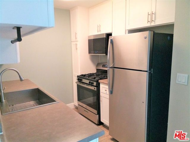 11230 Camarillo Street 101, North Hollywood, CA 91602