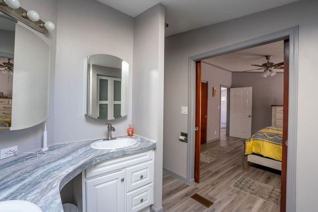 6 Lincoln Street, Epsom, NH 03234