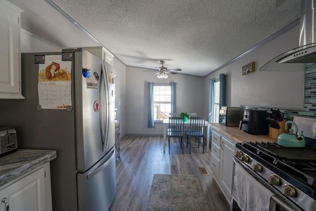 6 Lincoln Street, Epsom, NH 03234