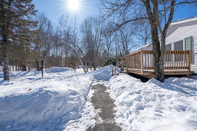 6 Lincoln Street, Epsom, NH 03234