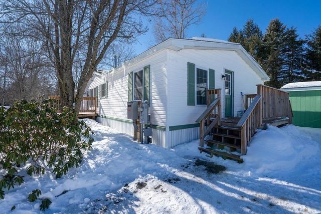 6 Lincoln Street, Epsom, NH 03234