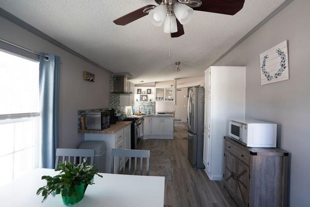 6 Lincoln Street, Epsom, NH 03234