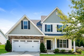 4148 Weavers Pond Drive, Zebulon, NC 27597
