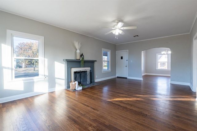 2021 N Broadway Avenue, Shawnee, OK 74804