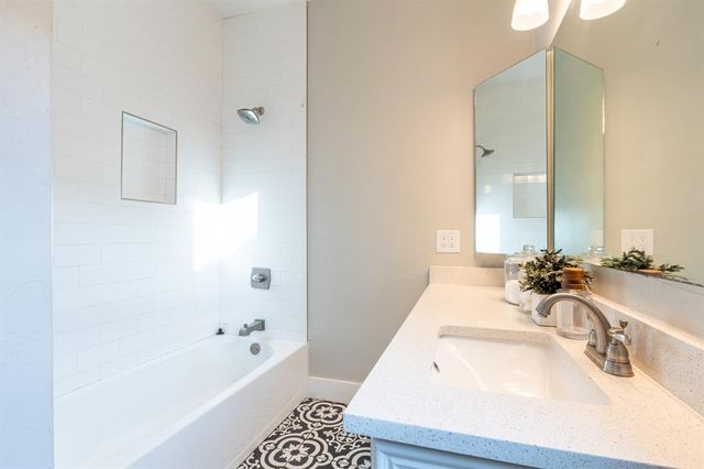 2021 N Broadway Avenue, Shawnee, OK 74804