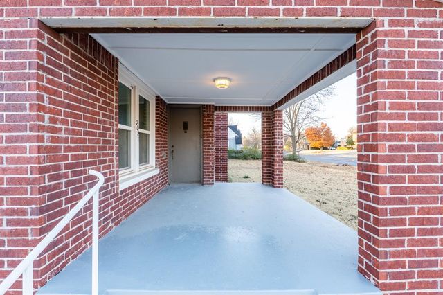 2021 N Broadway Avenue, Shawnee, OK 74804