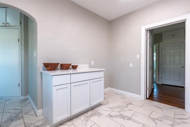 2021 N Broadway Avenue, Shawnee, OK 74804