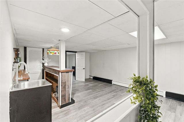 6 Sand Street, Coventry, RI 02816
