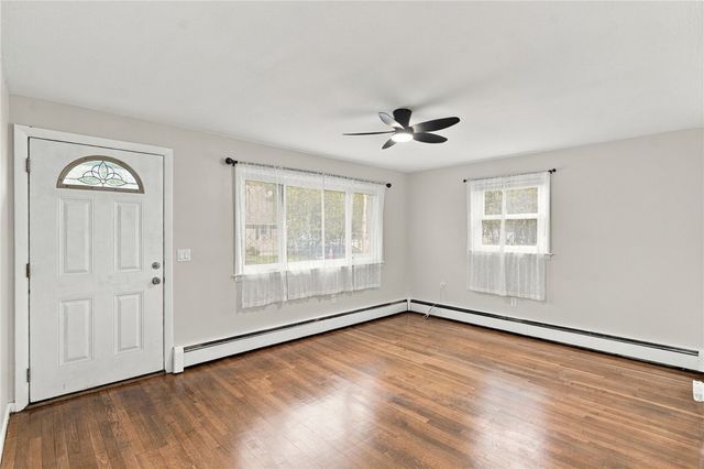 6 Sand Street, Coventry, RI 02816