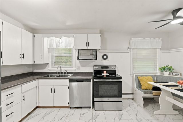 6 Sand Street, Coventry, RI 02816