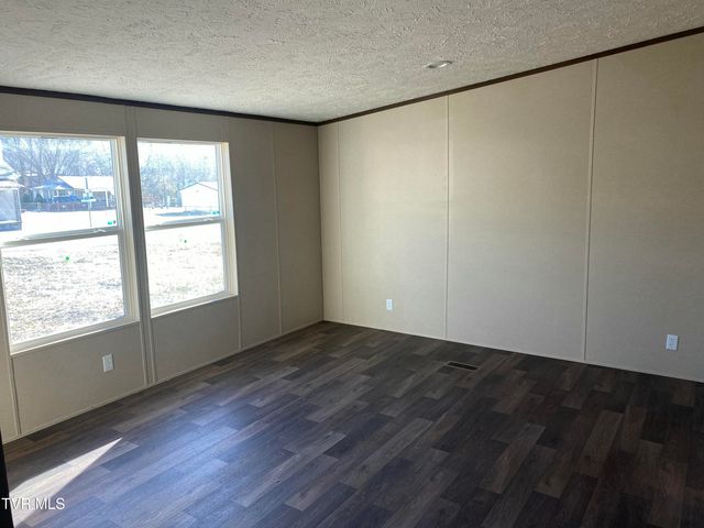 111 East 28th Street, Big Stone Gap, VA 24219