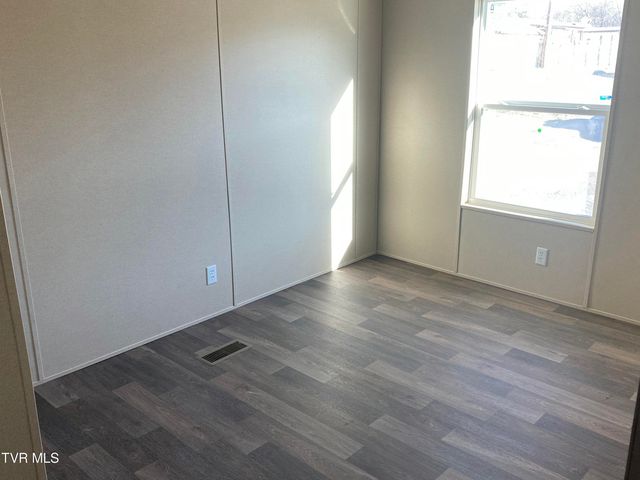 111 East 28th Street, Big Stone Gap, VA 24219