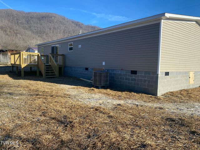 111 East 28th Street, Big Stone Gap, VA 24219