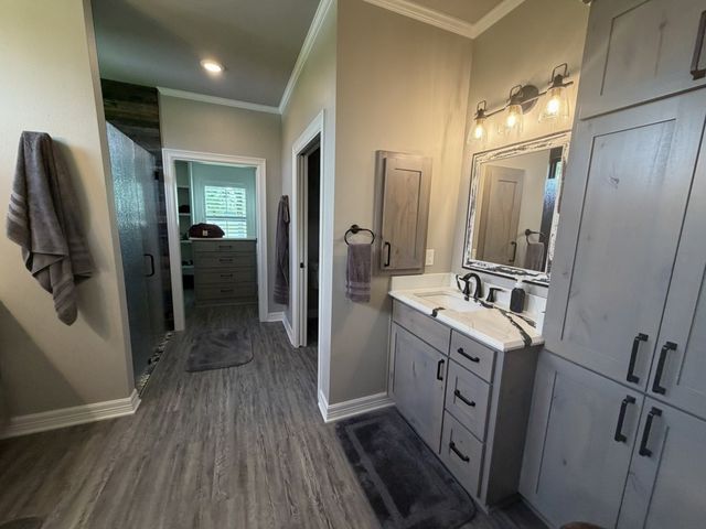 276 Fm 71, Mt Pleasant, TX 75455