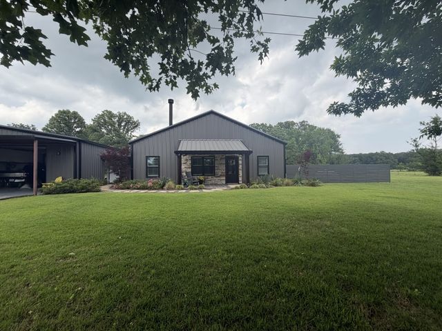 276 Fm 71, Mt Pleasant, TX 75455